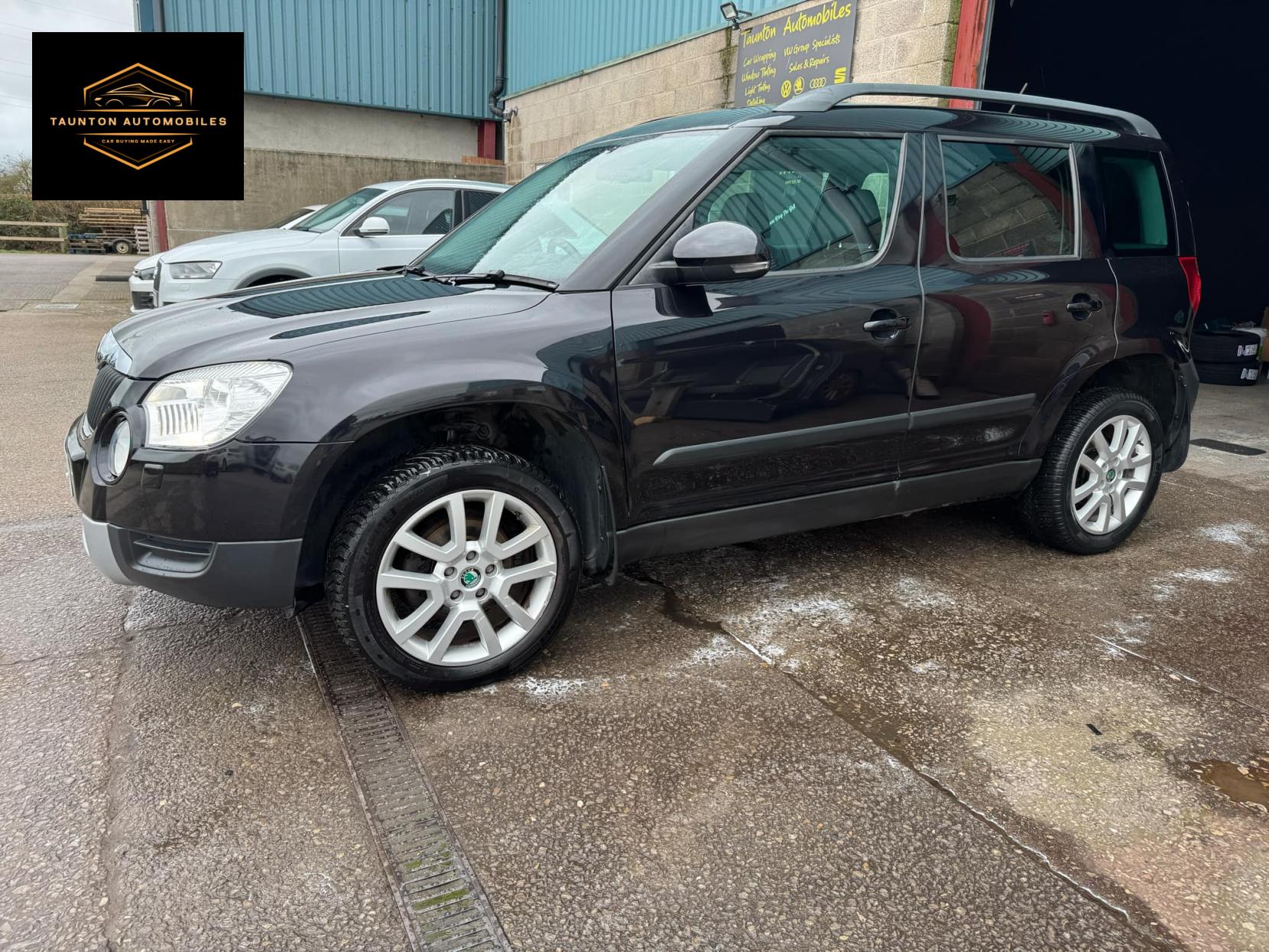 Skoda Yeti 2.0 TDI Elegance SUV 5dr Diesel Manual 4WD Euro 5 (140 ps)