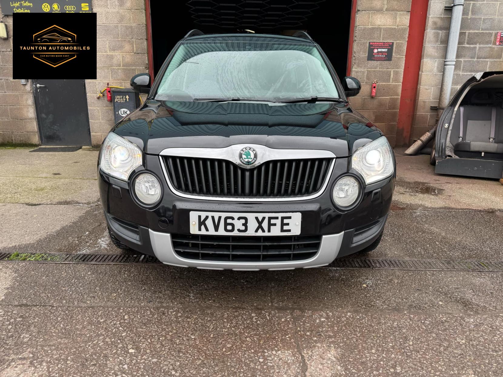 Skoda Yeti 2.0 TDI Elegance SUV 5dr Diesel Manual 4WD Euro 5 (140 ps)