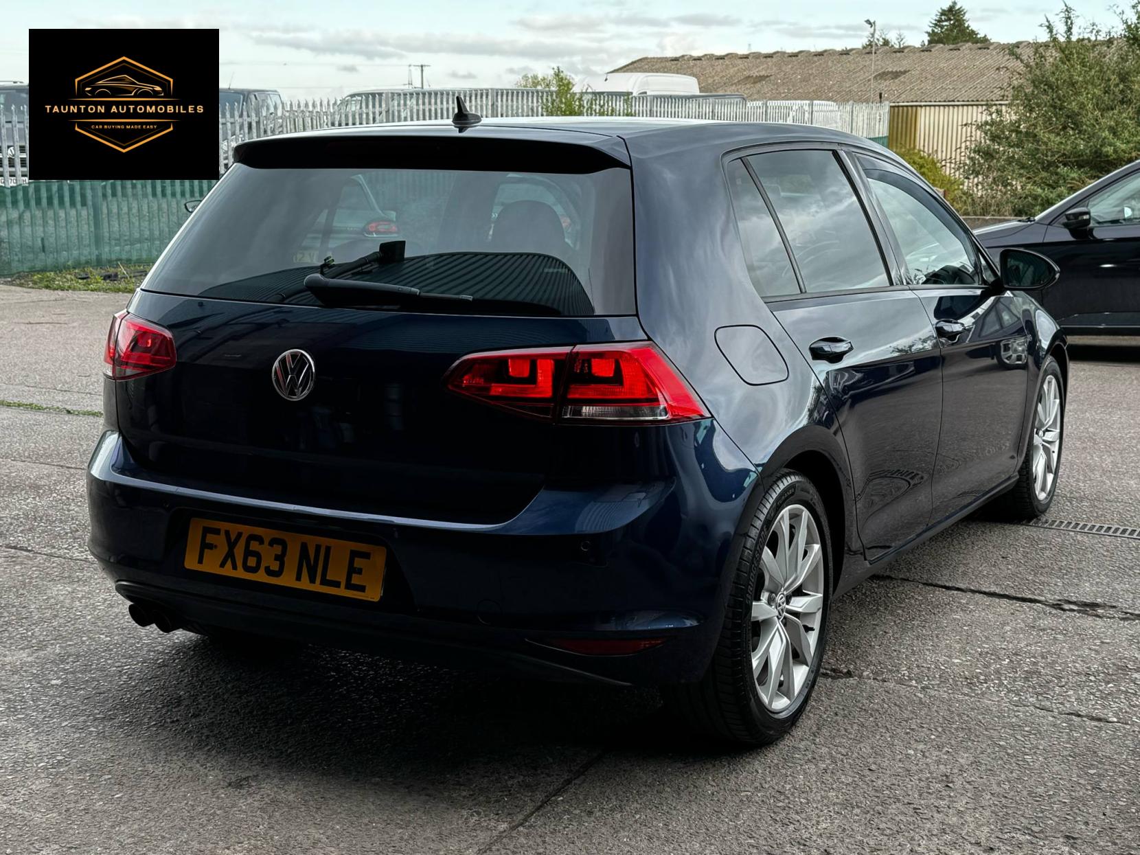 Volkswagen Golf 2.0 TDI BlueMotion Tech GT Hatchback 5dr Diesel Manual Euro 5 (s/s) (150 ps)