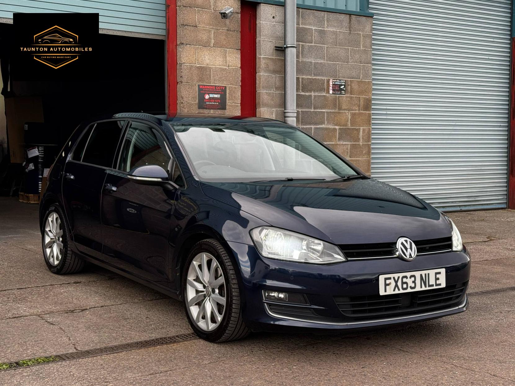 Volkswagen Golf 2.0 TDI BlueMotion Tech GT Hatchback 5dr Diesel Manual Euro 5 (s/s) (150 ps)