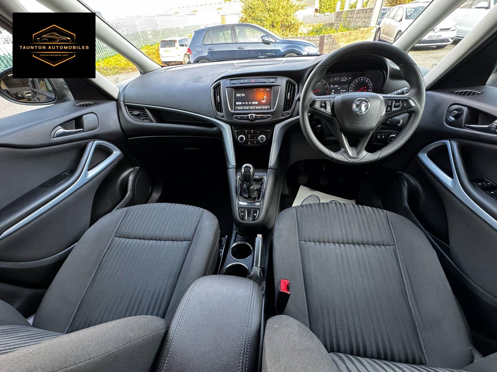 Vauxhall Zafira Tourer 1.4i Turbo Design MPV 5dr Petrol Manual Euro 6 (140 ps)
