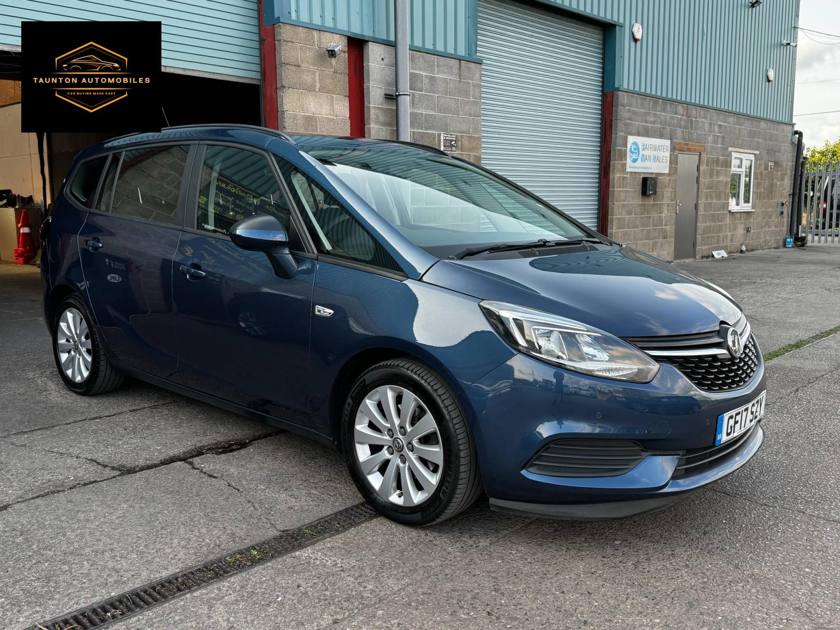 Vauxhall Zafira Tourer 1.4i Turbo Design MPV 5dr Petrol Manual Euro 6 (140 ps)