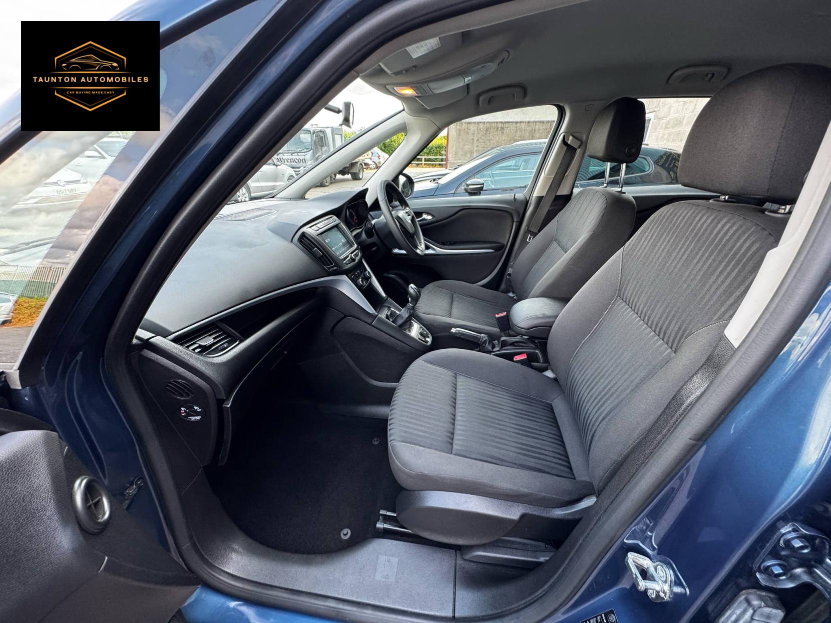 Vauxhall Zafira Tourer 1.4i Turbo Design MPV 5dr Petrol Manual Euro 6 (140 ps)