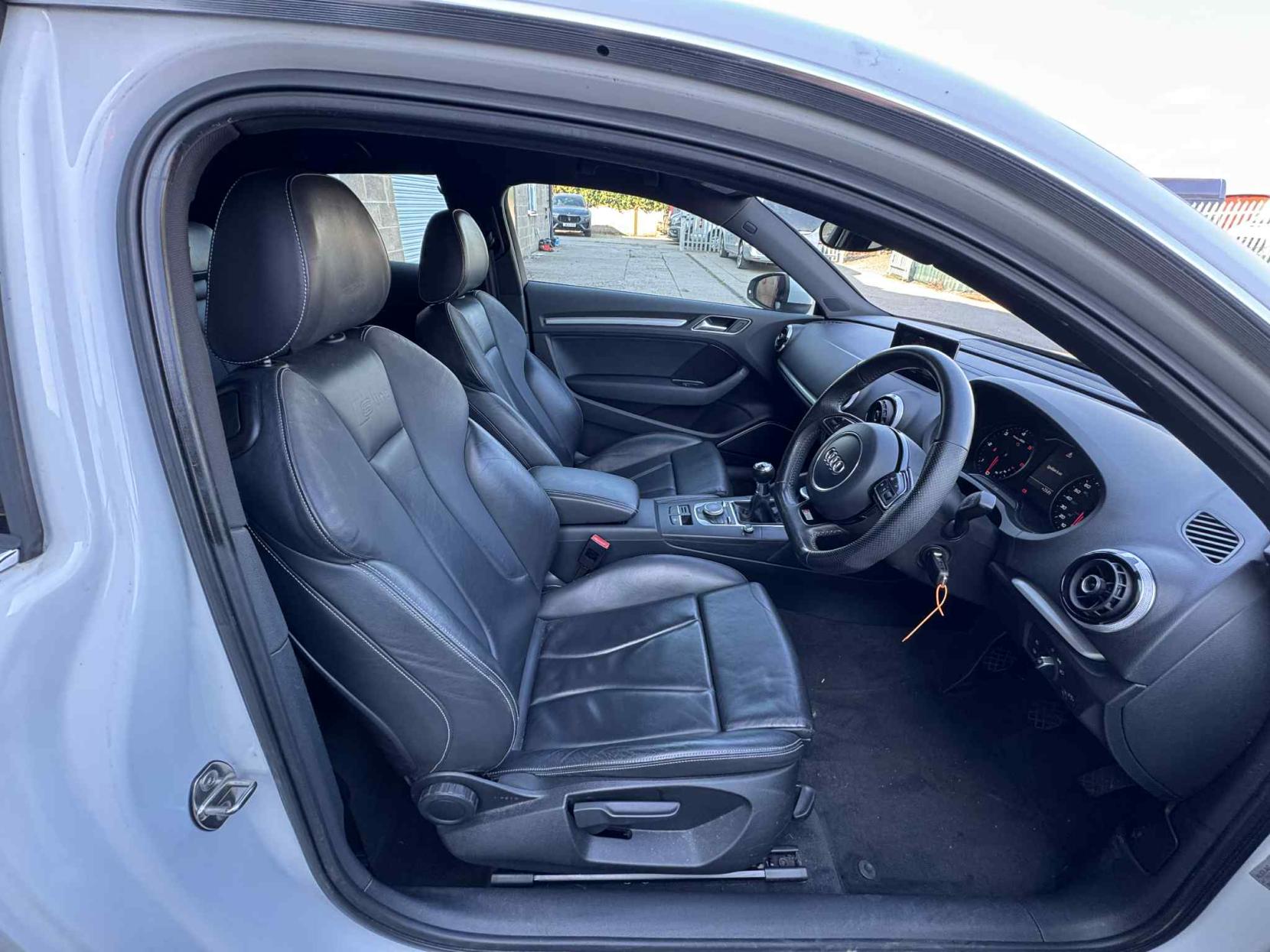 Audi A3 2.0 TDI S line Hatchback 3dr Diesel Manual Euro 5 (s/s) (150 ps)