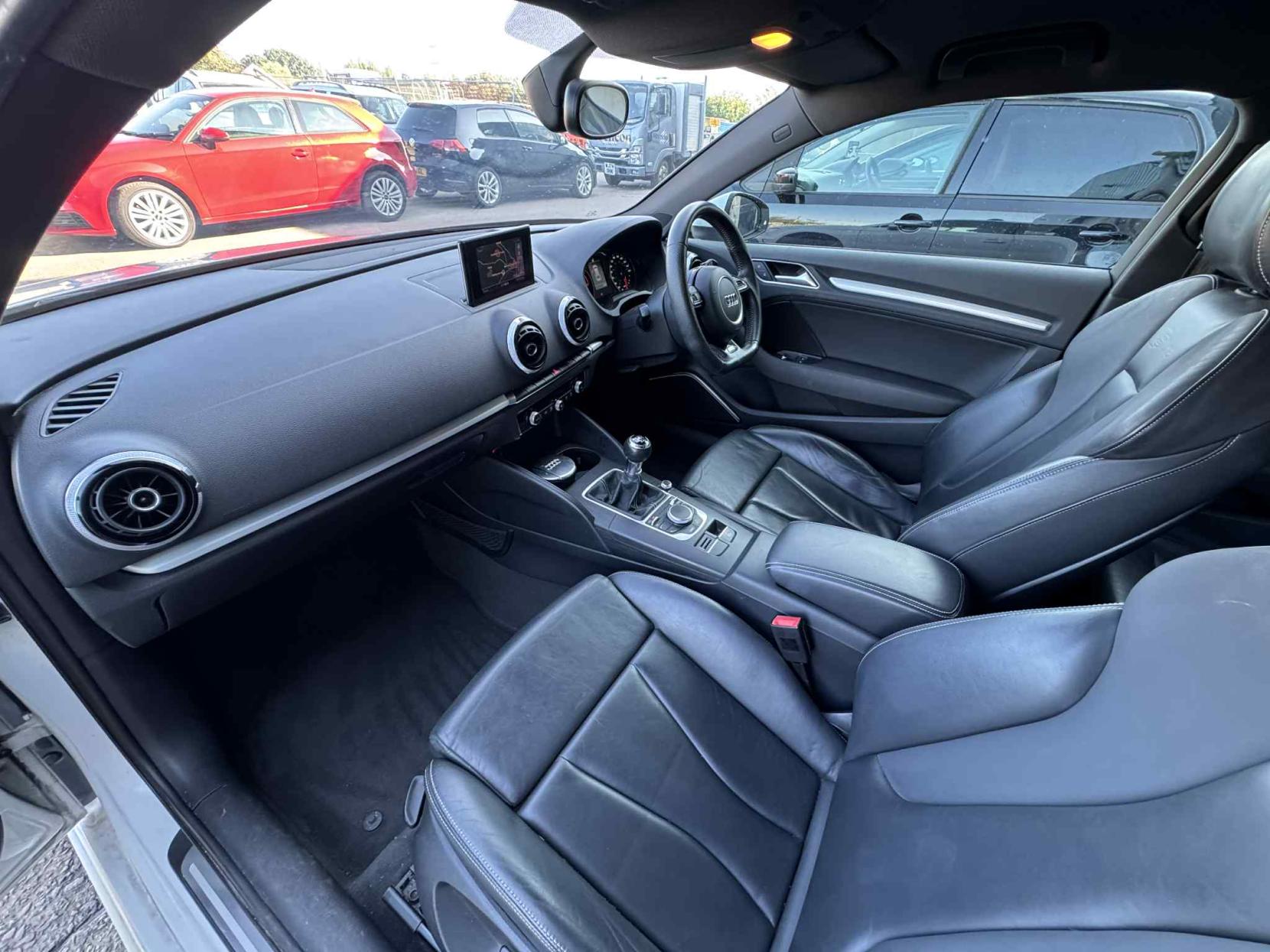 Audi A3 2.0 TDI S line Hatchback 3dr Diesel Manual Euro 5 (s/s) (150 ps)