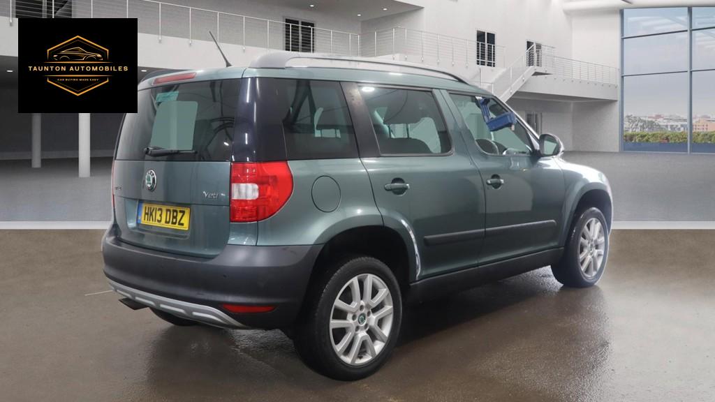 Skoda Yeti 2.0 TDI Elegance SUV 5dr Diesel DSG 4WD Euro 5 (140 ps)