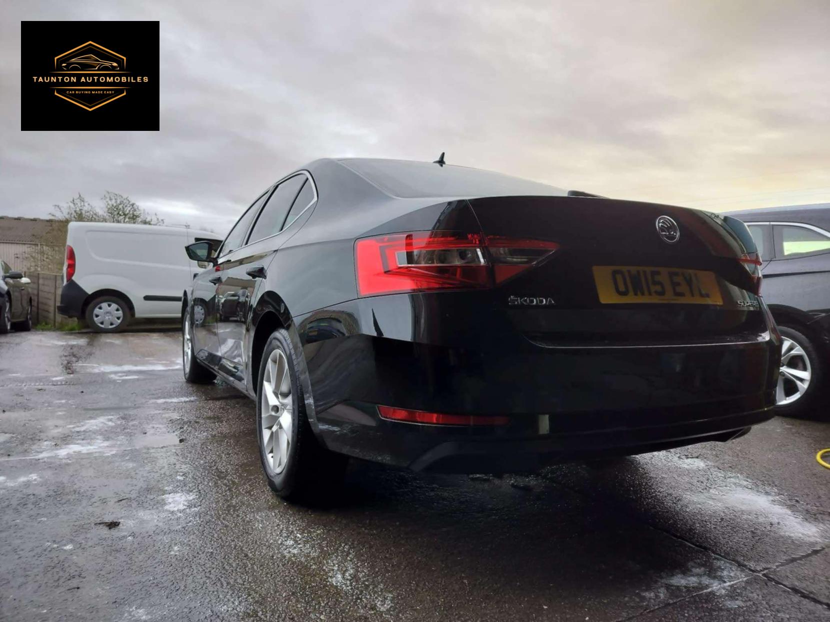 Skoda Superb 2.0 TDI SE Business Hatchback 5dr Diesel DSG Euro 6 (s/s) (150 ps)