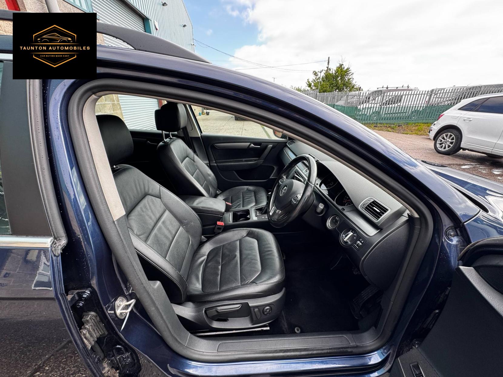 Volkswagen Passat 2.0 TDI BlueMotion Tech Executive Estate 5dr Diesel Manual Euro 5 (s/s) (140 ps)