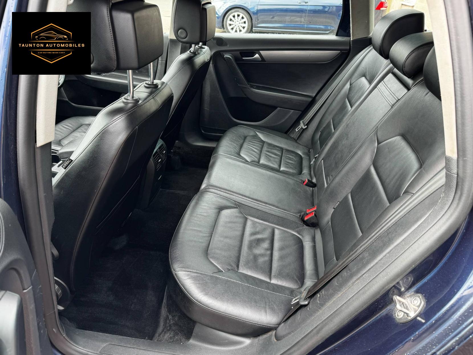 Volkswagen Passat 2.0 TDI BlueMotion Tech Executive Estate 5dr Diesel Manual Euro 5 (s/s) (140 ps)