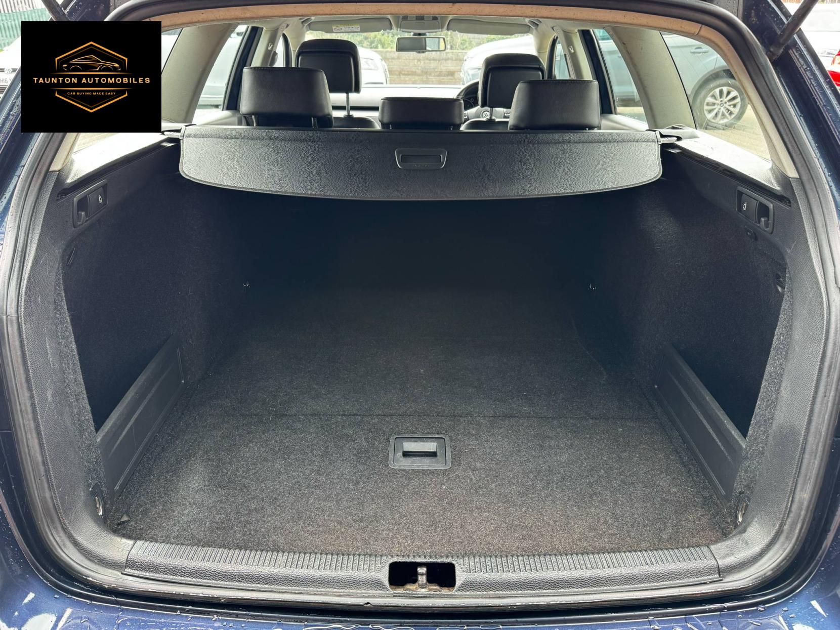 Volkswagen Passat 2.0 TDI BlueMotion Tech Executive Estate 5dr Diesel Manual Euro 5 (s/s) (140 ps)