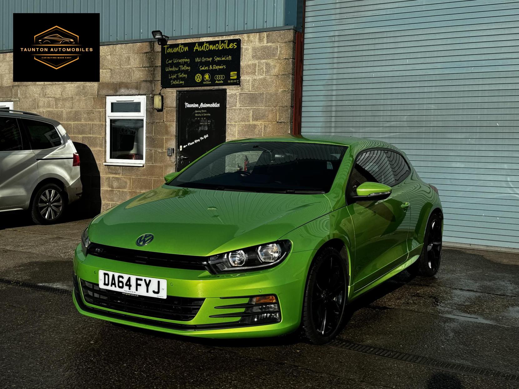 Volkswagen Scirocco 2.0 TDI BlueMotion Tech R-Line Hatchback 3dr Diesel DSG Euro 6 (s/s) (184 ps)