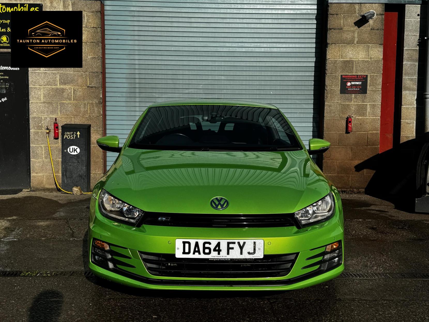 Volkswagen Scirocco 2.0 TDI BlueMotion Tech R-Line Hatchback 3dr Diesel DSG Euro 6 (s/s) (184 ps)