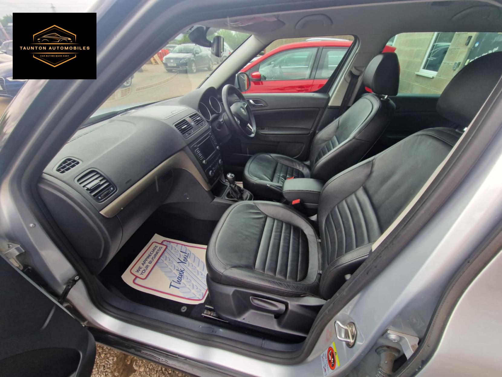 Skoda Yeti 2.0 TDI Elegance Outdoor 5dr Diesel Manual Euro 5 (110 ps)