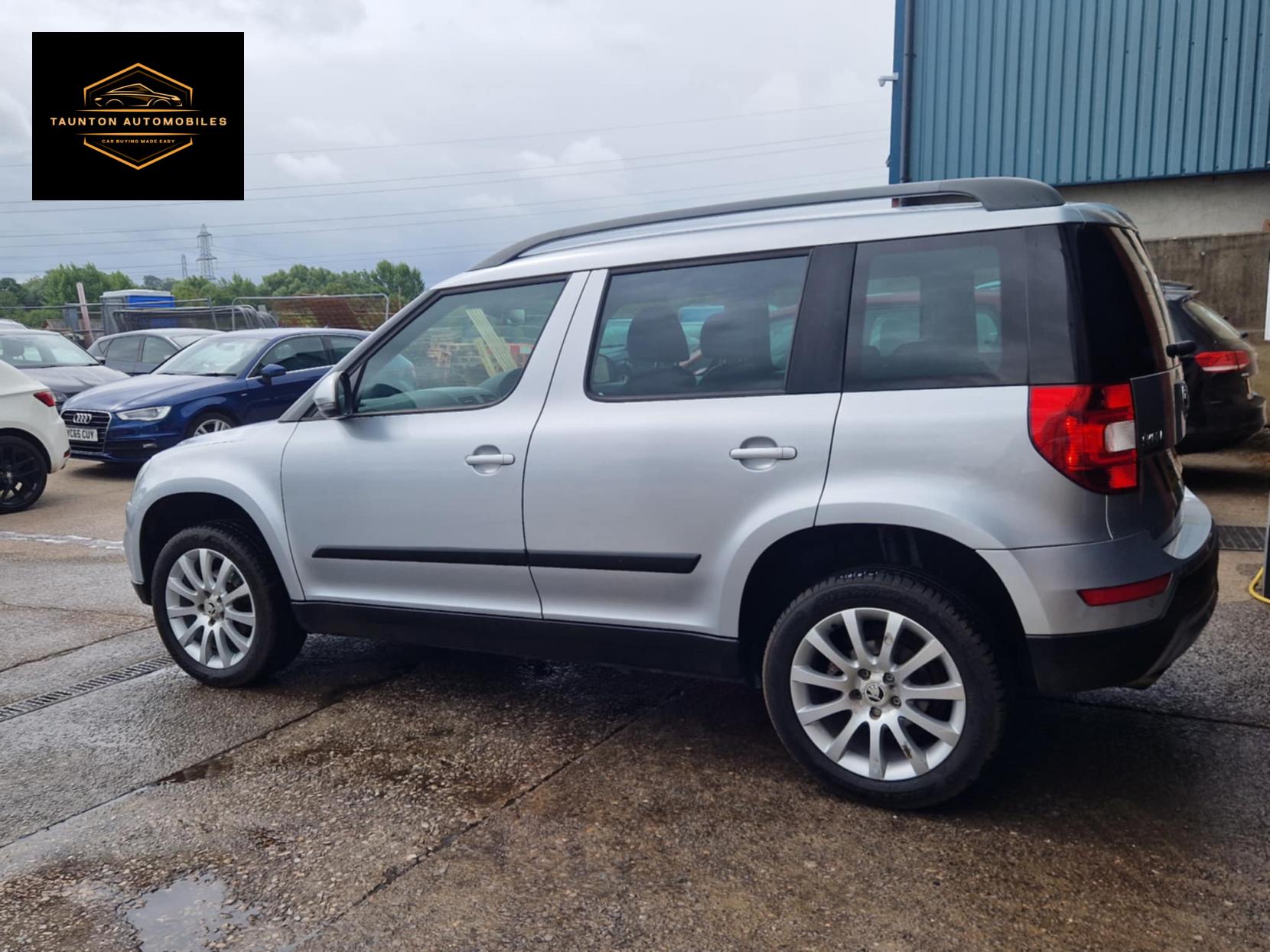 Skoda Yeti 2.0 TDI Elegance Outdoor 5dr Diesel Manual Euro 5 (110 ps)