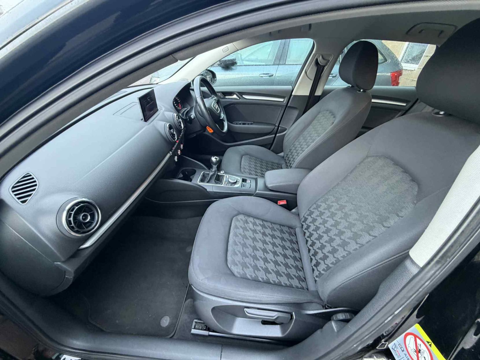 Audi A3 1.4 TFSI SE Sportback 5dr Petrol Manual Euro 5 (s/s) (122 ps)