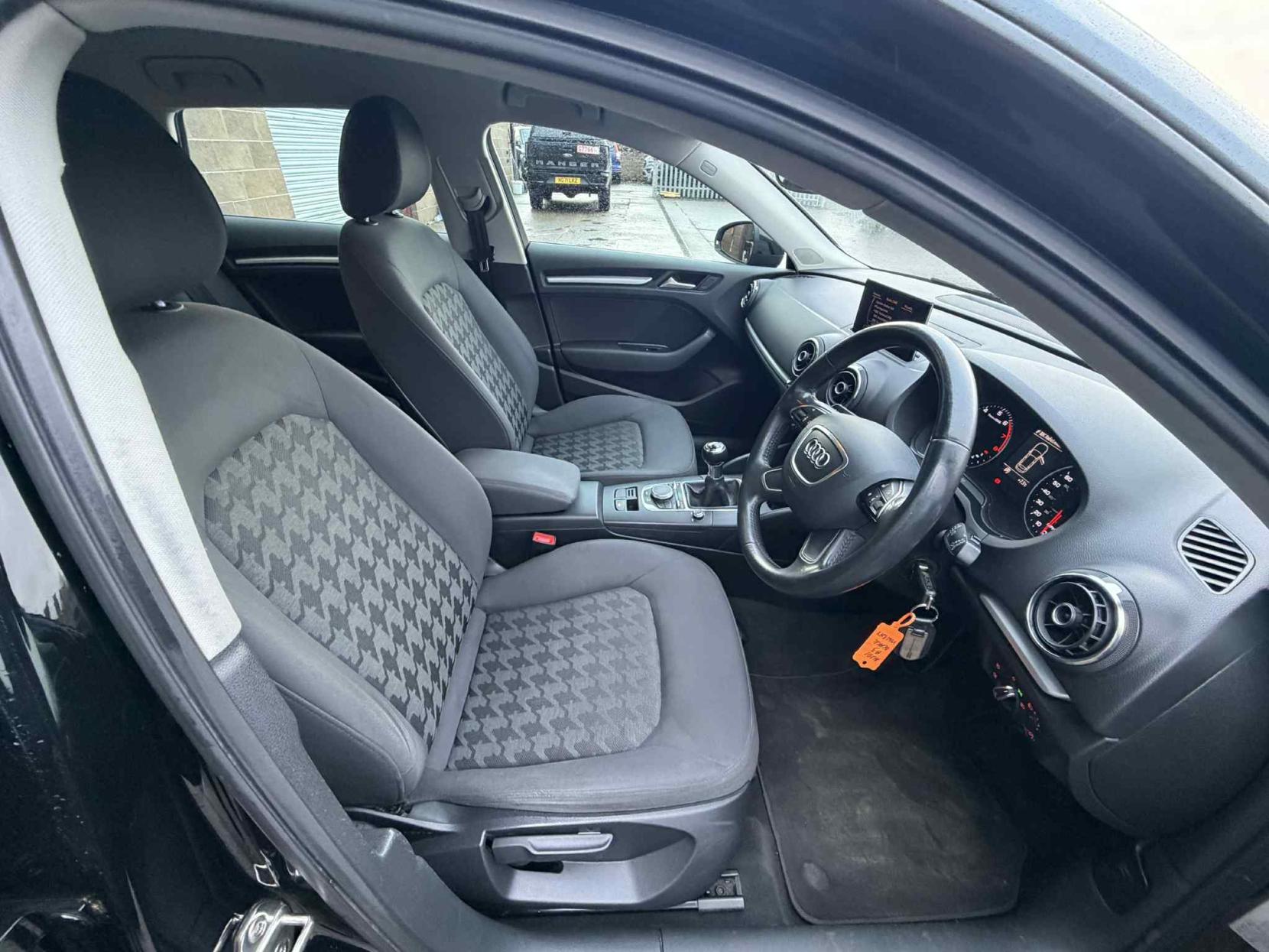 Audi A3 1.4 TFSI SE Sportback 5dr Petrol Manual Euro 5 (s/s) (122 ps)