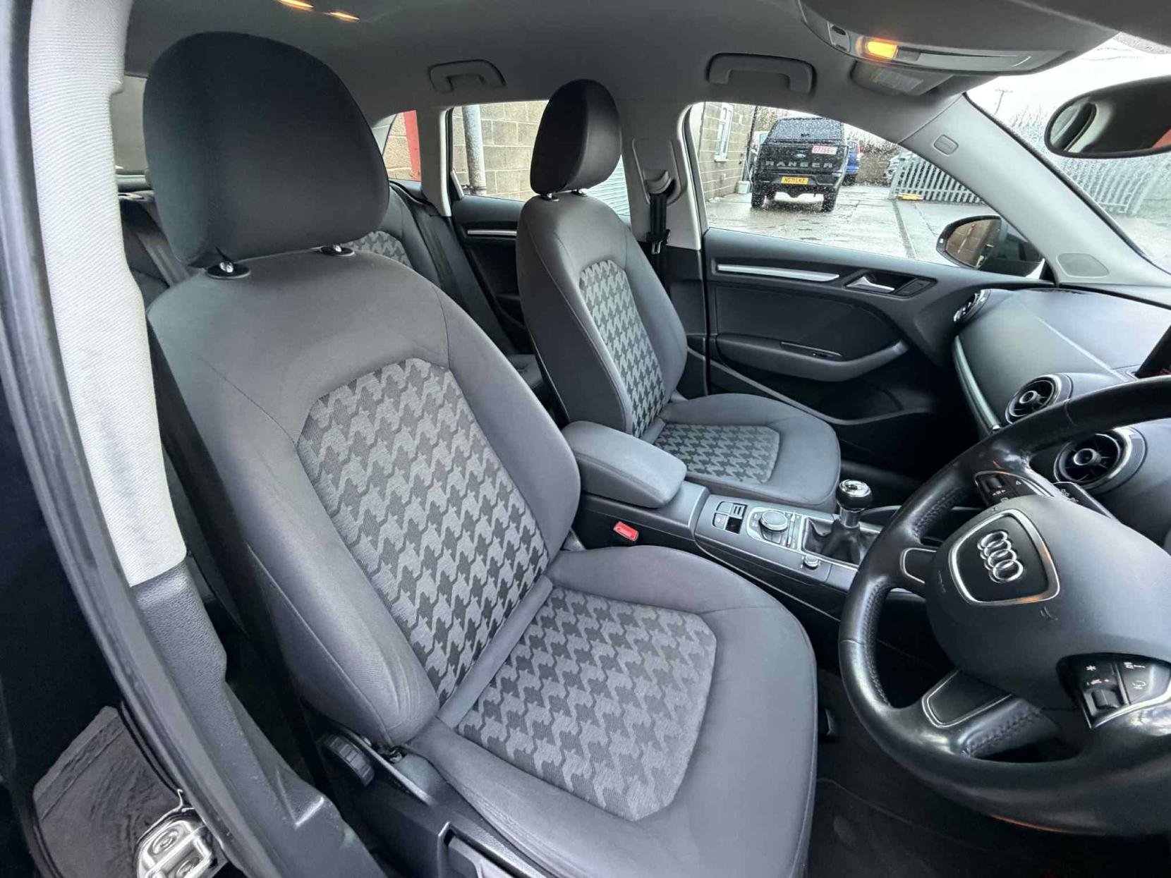 Audi A3 1.4 TFSI SE Sportback 5dr Petrol Manual Euro 5 (s/s) (122 ps)