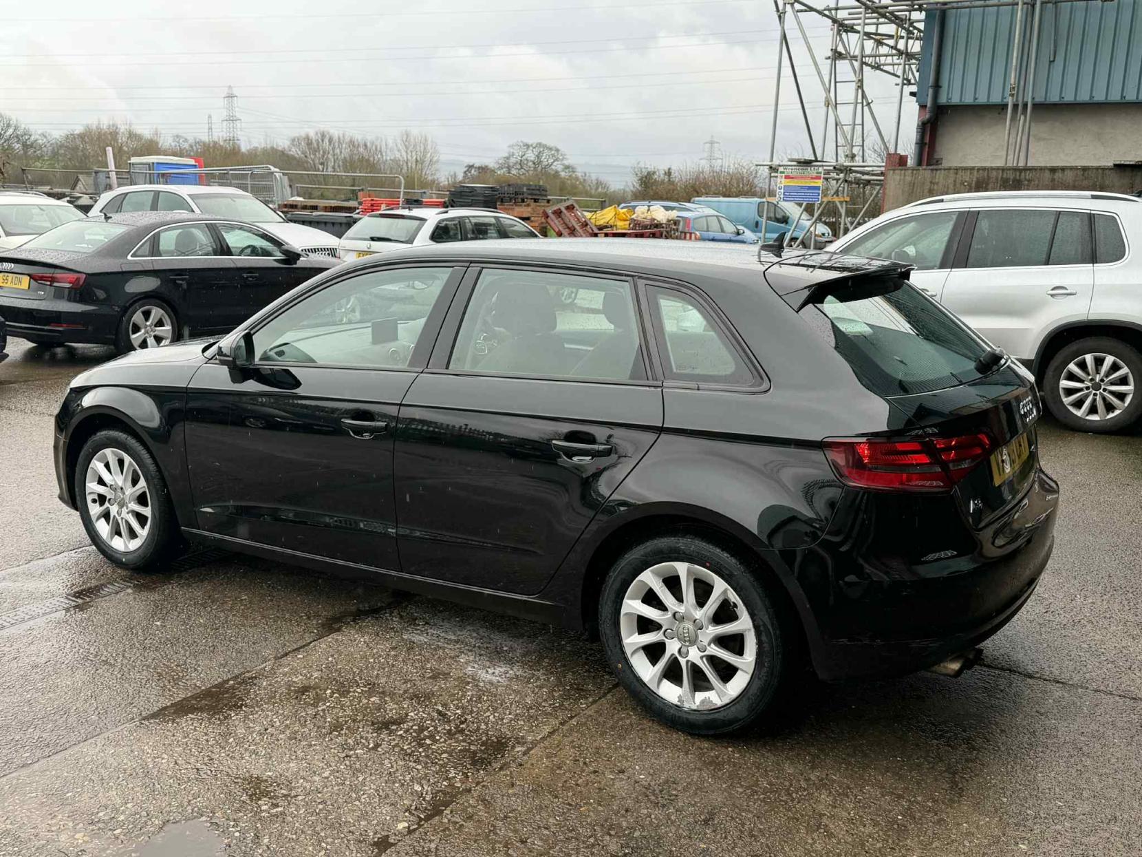 Audi A3 1.4 TFSI SE Sportback 5dr Petrol Manual Euro 5 (s/s) (122 ps)