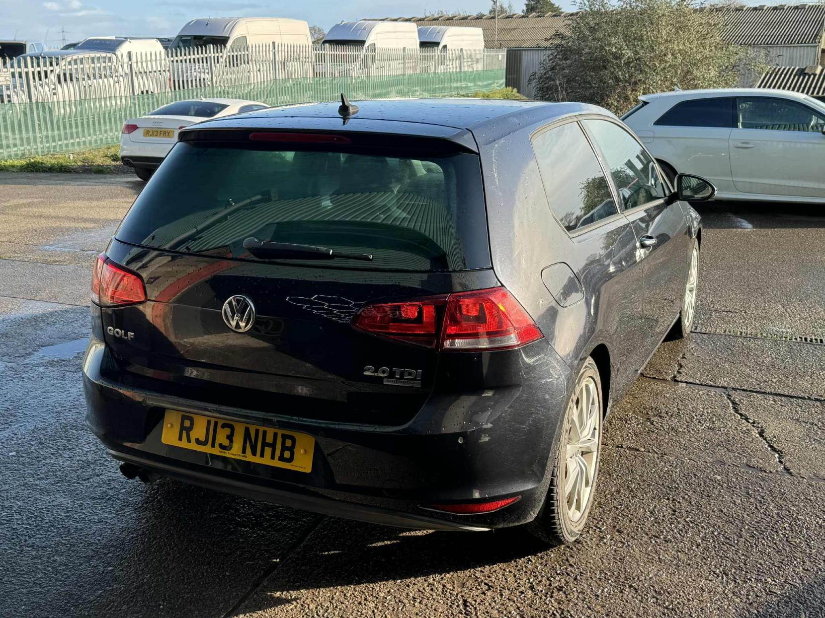 Volkswagen Golf 2.0 TDI BlueMotion Tech GT Hatchback 3dr Diesel Manual Euro 5 (s/s) (150 ps)