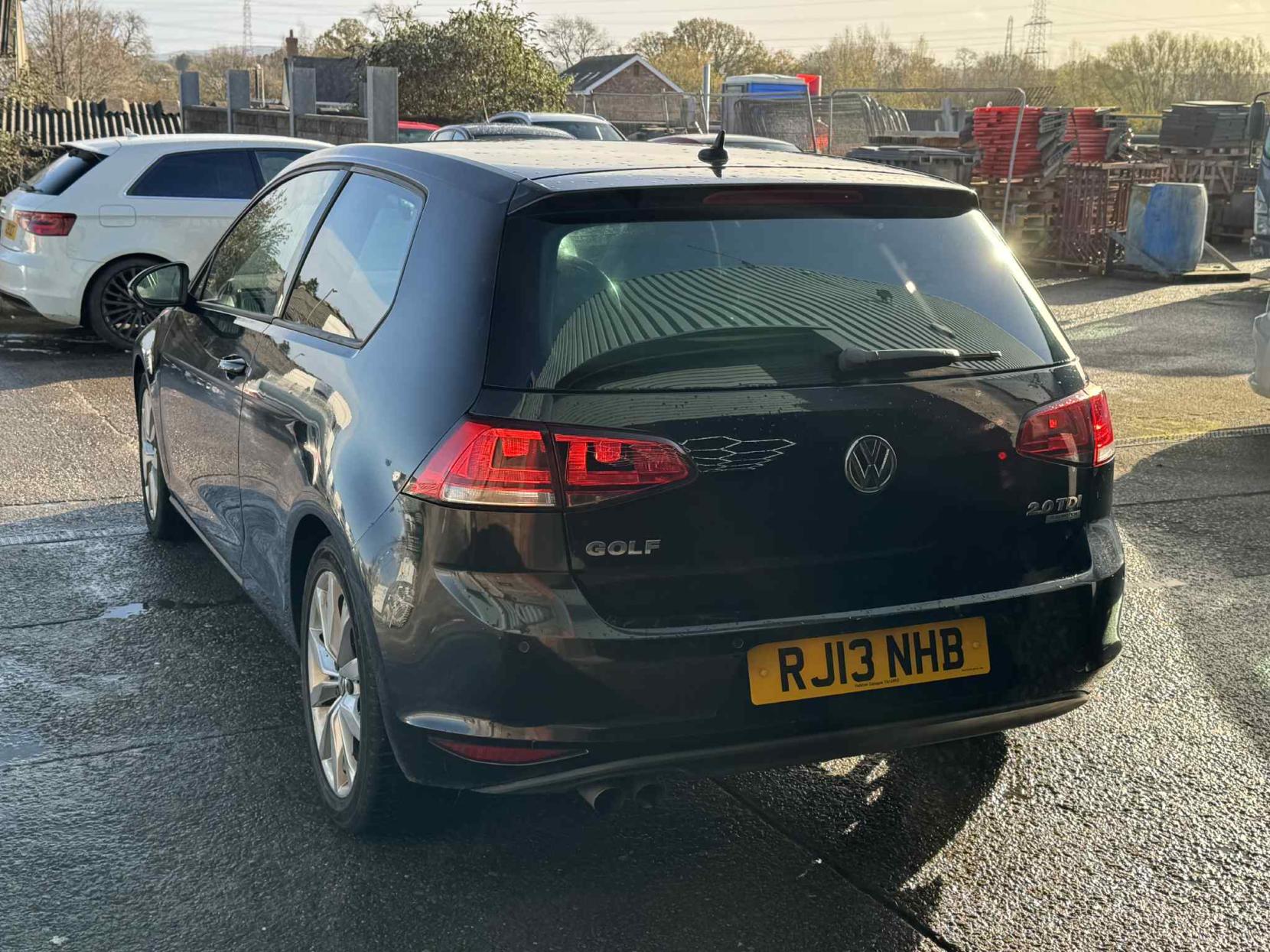 Volkswagen Golf 2.0 TDI BlueMotion Tech GT Hatchback 3dr Diesel Manual Euro 5 (s/s) (150 ps)