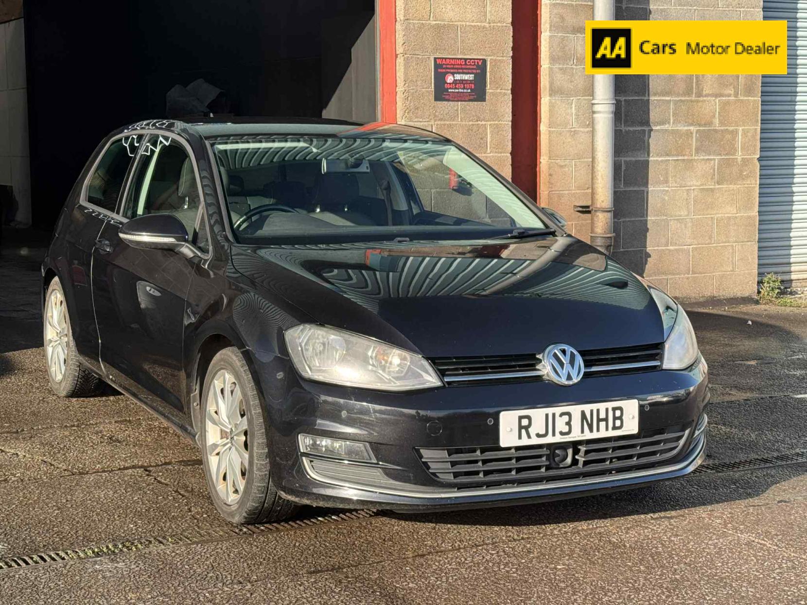 Volkswagen Golf 2.0 TDI BlueMotion Tech GT Hatchback 3dr Diesel Manual Euro 5 (s/s) (150 ps)