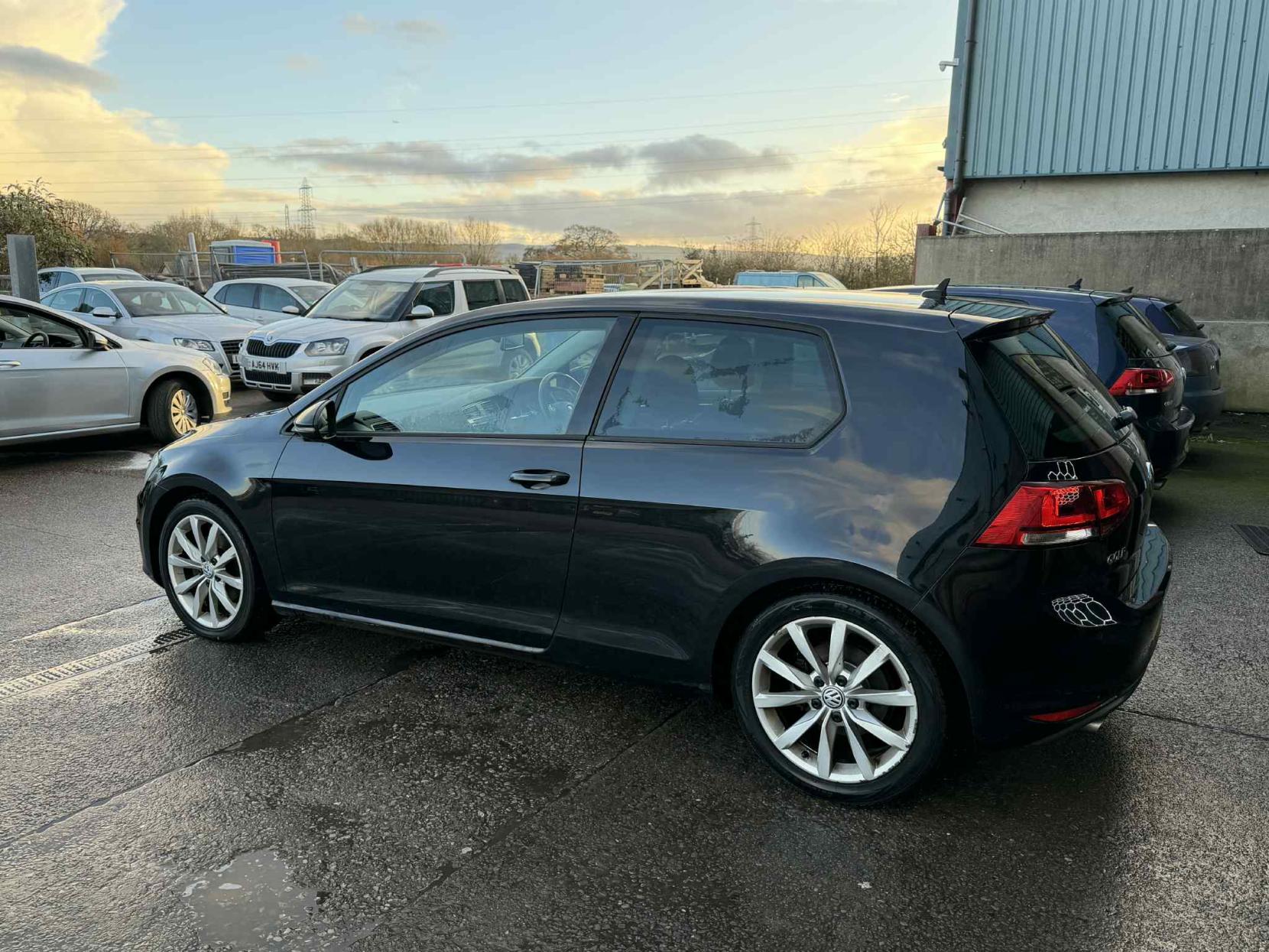 Volkswagen Golf 2.0 TDI BlueMotion Tech GT Hatchback 3dr Diesel Manual Euro 5 (s/s) (150 ps)