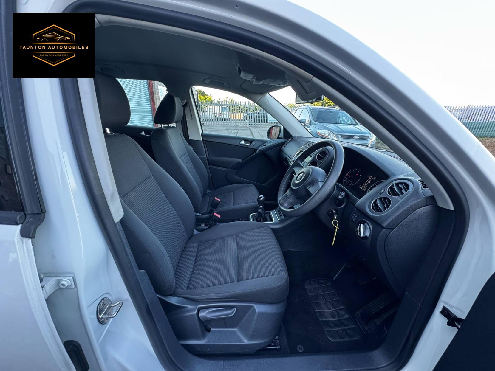 Volkswagen Tiguan 2.0 TDI BlueMotion Tech S SUV 5dr Diesel Manual 2WD Euro 5 (s/s) (110 ps)