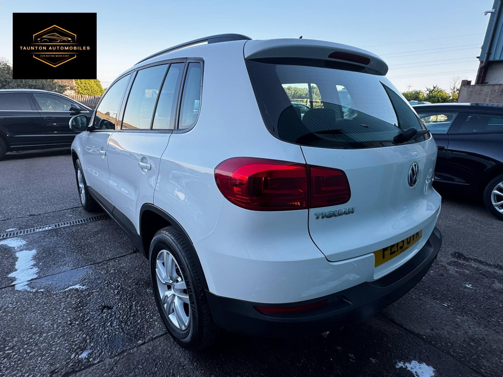 Volkswagen Tiguan 2.0 TDI BlueMotion Tech S SUV 5dr Diesel Manual 2WD Euro 5 (s/s) (110 ps)
