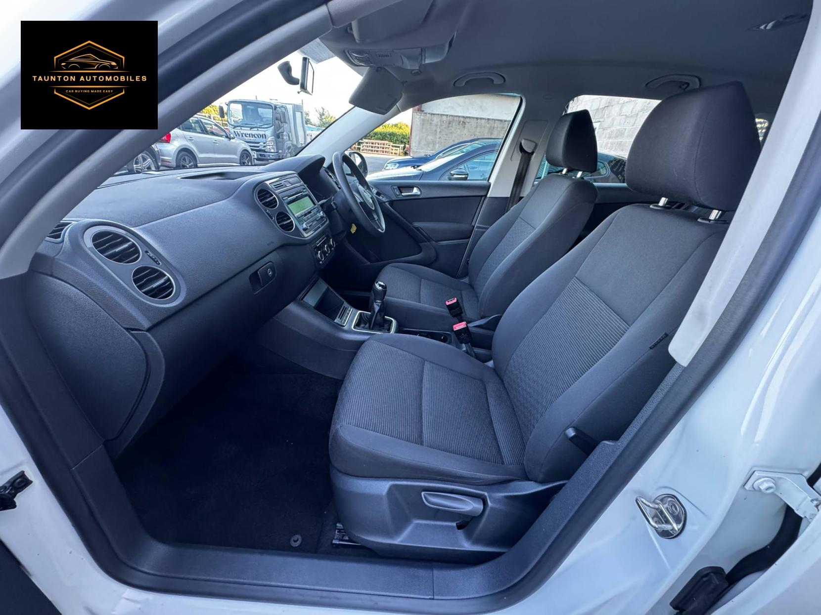 Volkswagen Tiguan 2.0 TDI BlueMotion Tech S SUV 5dr Diesel Manual 2WD Euro 5 (s/s) (110 ps)