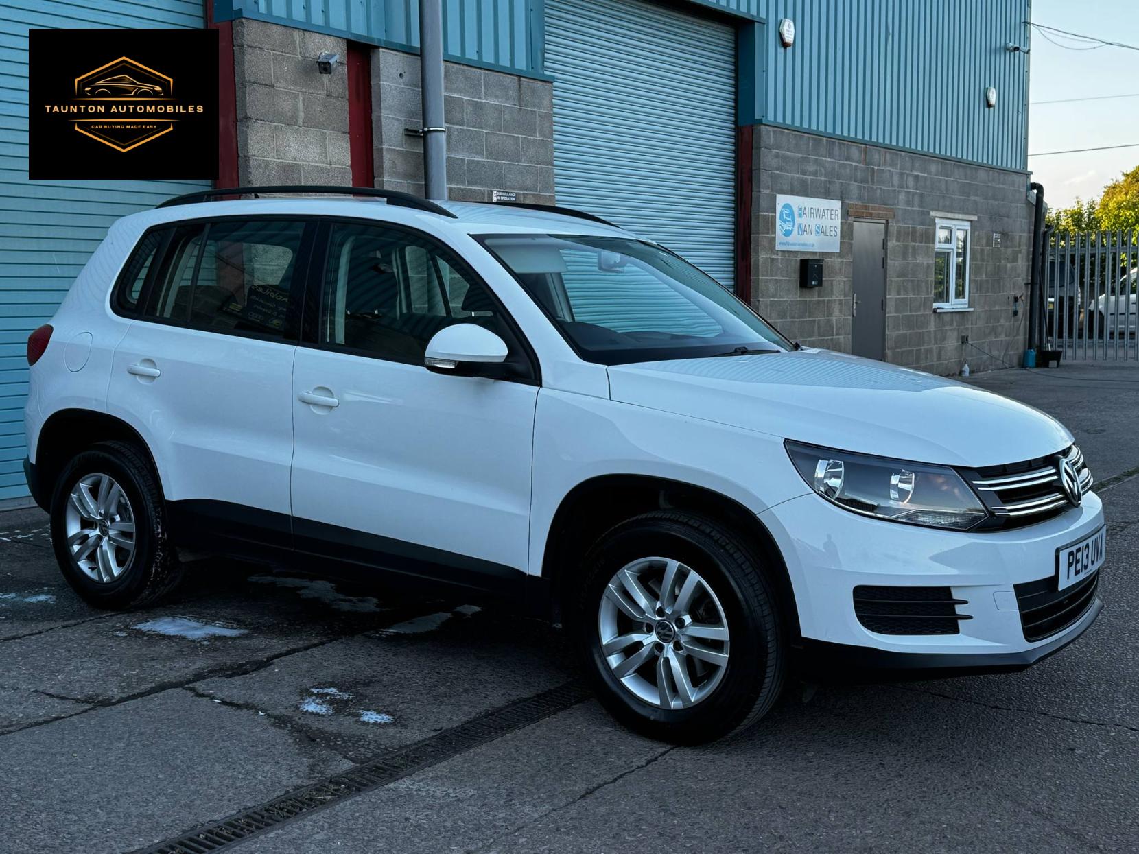 Volkswagen Tiguan 2.0 TDI BlueMotion Tech S SUV 5dr Diesel Manual 2WD Euro 5 (s/s) (110 ps)