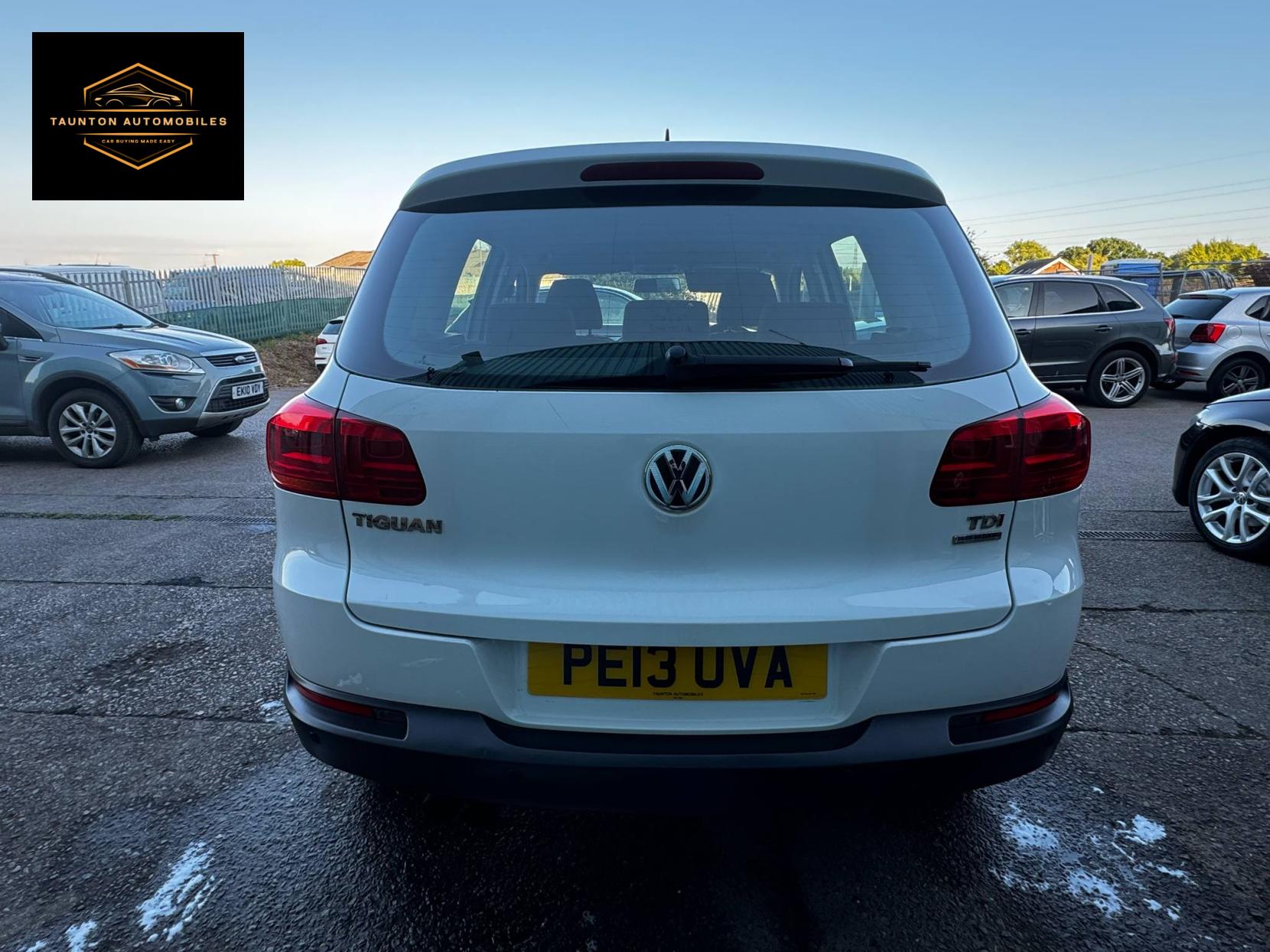 Volkswagen Tiguan 2.0 TDI BlueMotion Tech S SUV 5dr Diesel Manual 2WD Euro 5 (s/s) (110 ps)