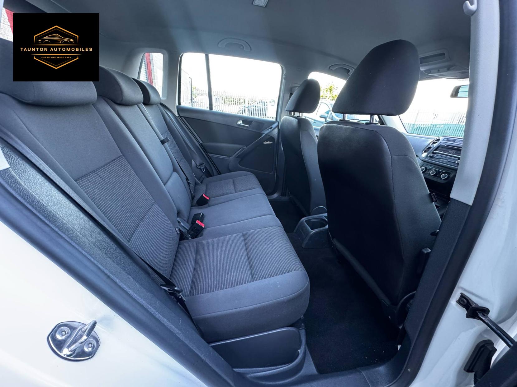 Volkswagen Tiguan 2.0 TDI BlueMotion Tech S SUV 5dr Diesel Manual 2WD Euro 5 (s/s) (110 ps)