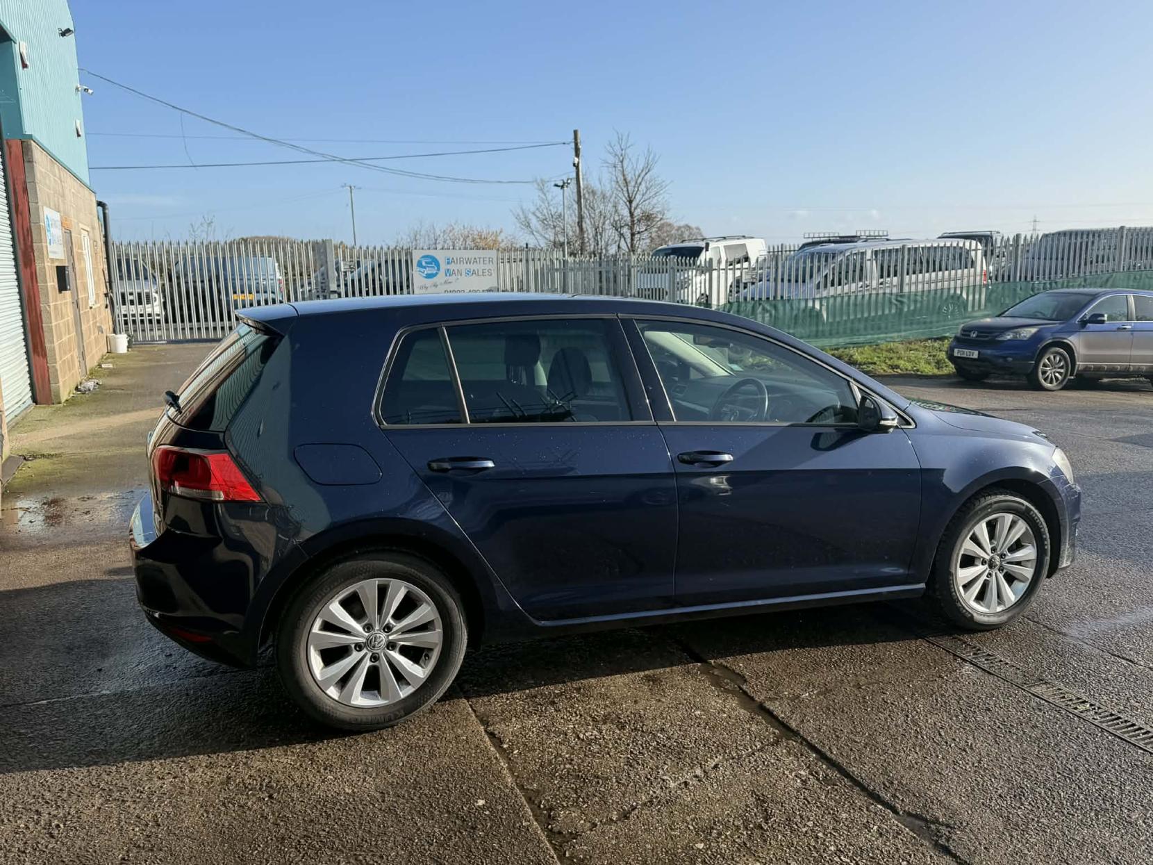 Volkswagen Golf 1.4 TSI BlueMotion Tech SE Hatchback 5dr Petrol Manual Euro 5 (s/s) (122 ps)