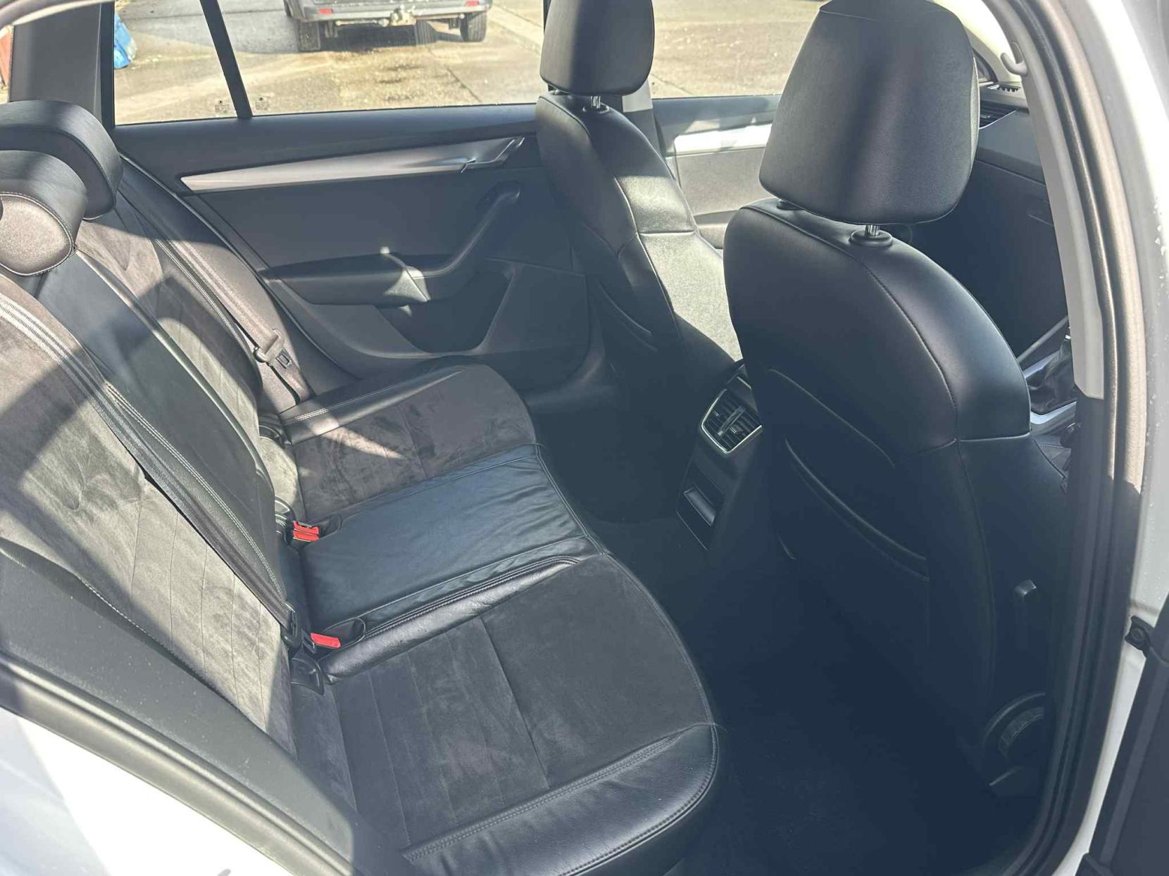 Skoda Octavia 2.0 TDI SE L Estate 5dr Diesel Manual Euro 6 (s/s) (150 ps)