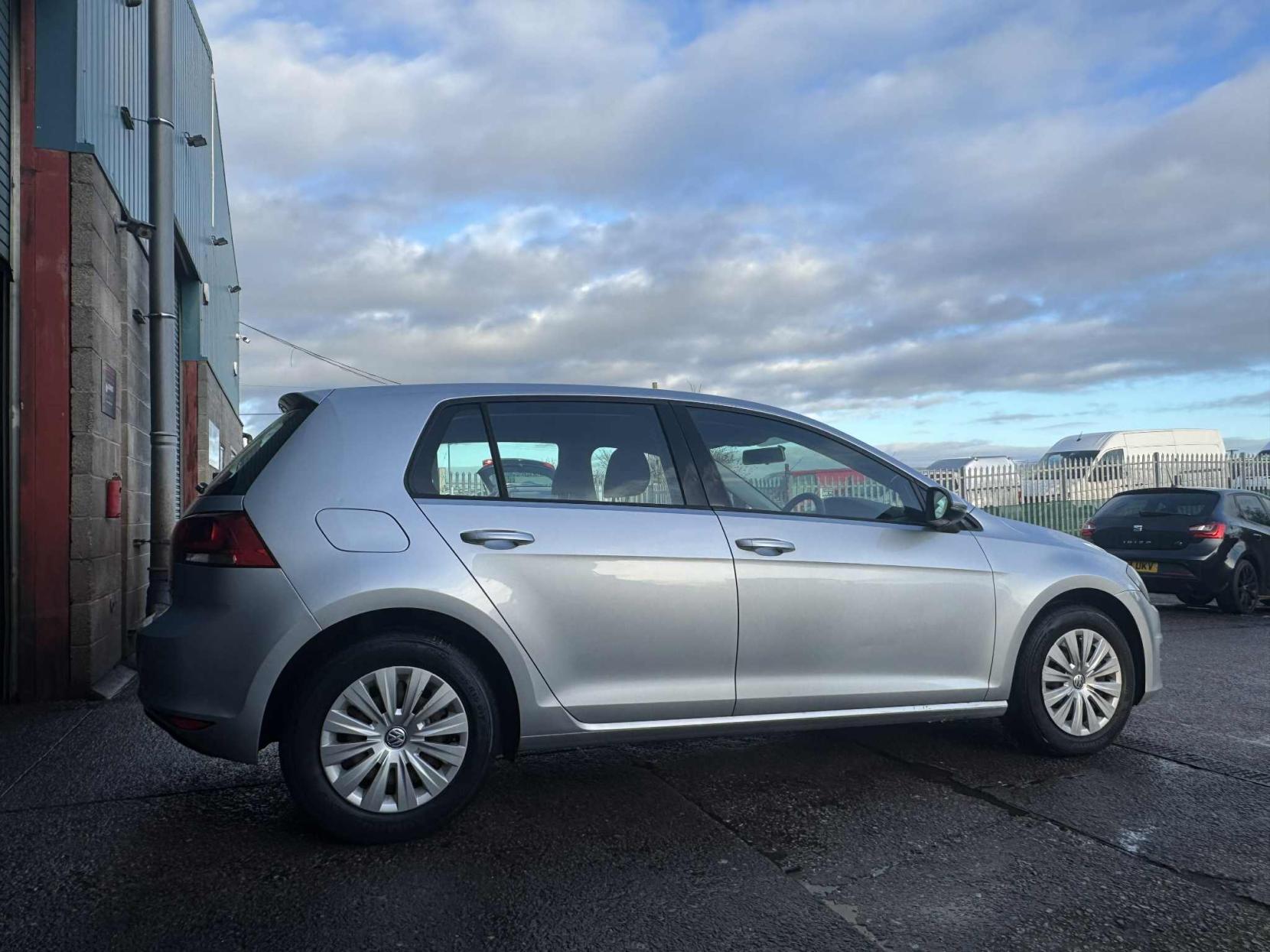 Volkswagen Golf 1.4 TSI BlueMotion Tech S Hatchback 5dr Petrol DSG Euro 5 (s/s) (122 ps)