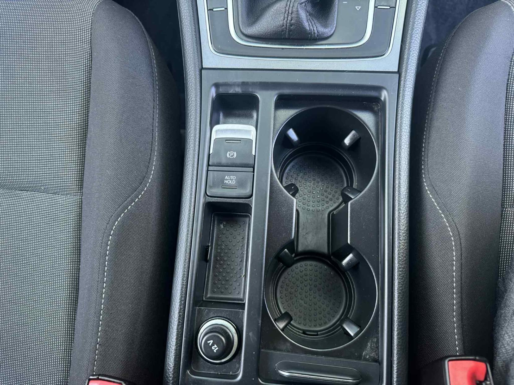 Volkswagen Golf 1.4 TSI BlueMotion Tech S Hatchback 5dr Petrol DSG Euro 5 (s/s) (122 ps)