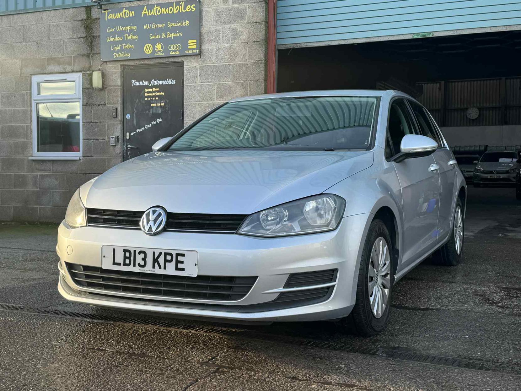 Volkswagen Golf 1.4 TSI BlueMotion Tech S Hatchback 5dr Petrol DSG Euro 5 (s/s) (122 ps)