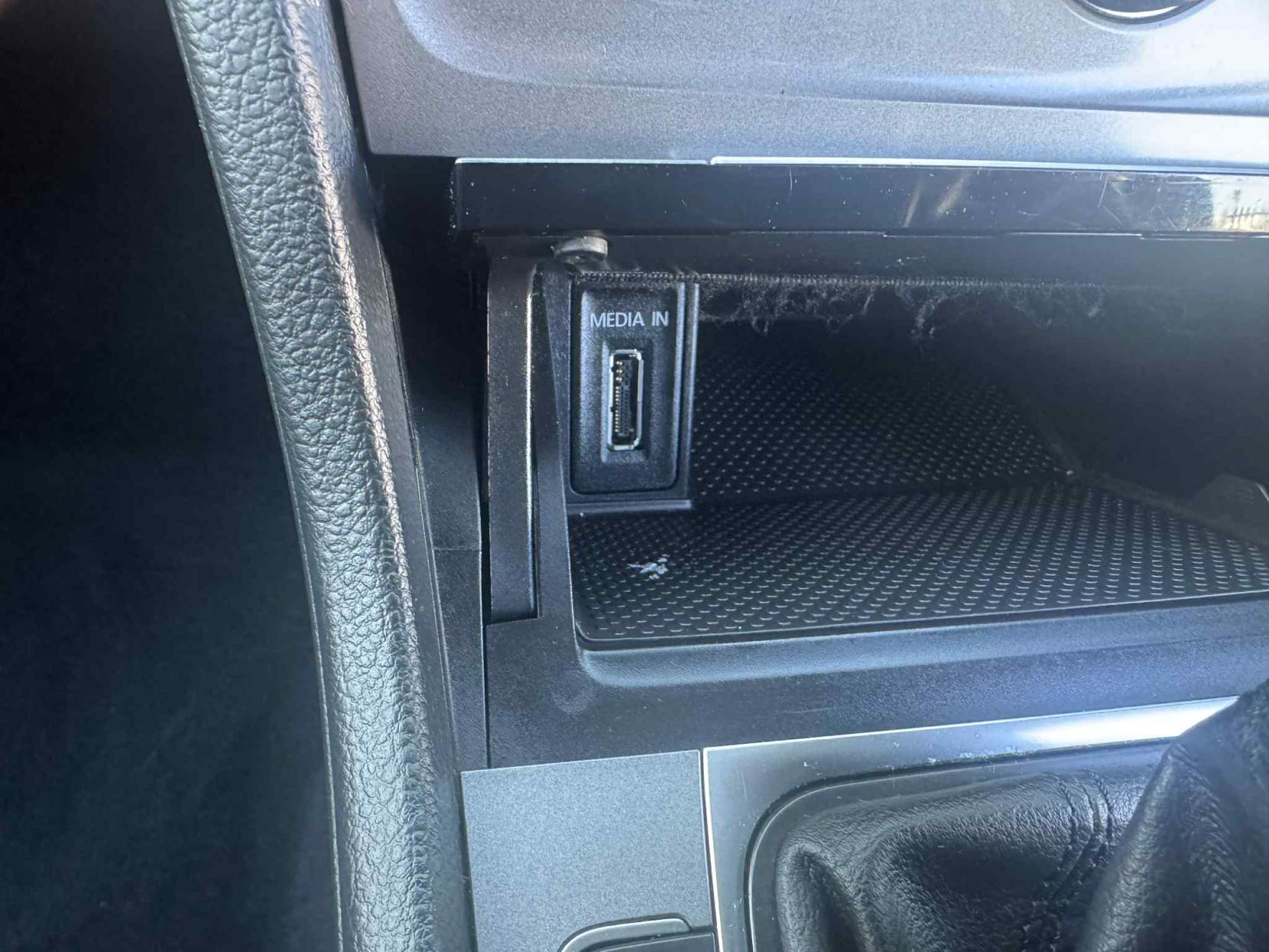 Volkswagen Golf 1.4 TSI BlueMotion Tech S Hatchback 5dr Petrol DSG Euro 5 (s/s) (122 ps)