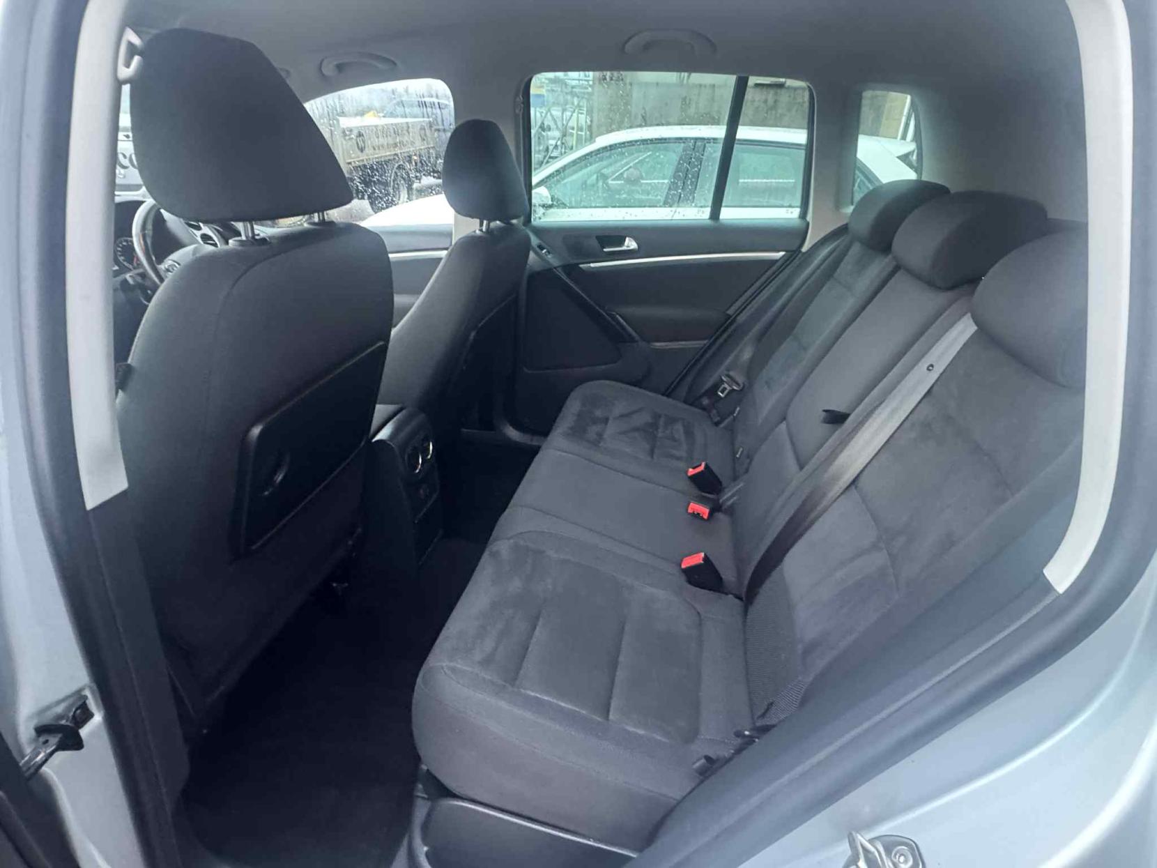 Volkswagen Tiguan 2.0 TDI BlueMotion Tech Match SUV 5dr Diesel Manual 4WD Euro 6 (s/s) (150 ps)