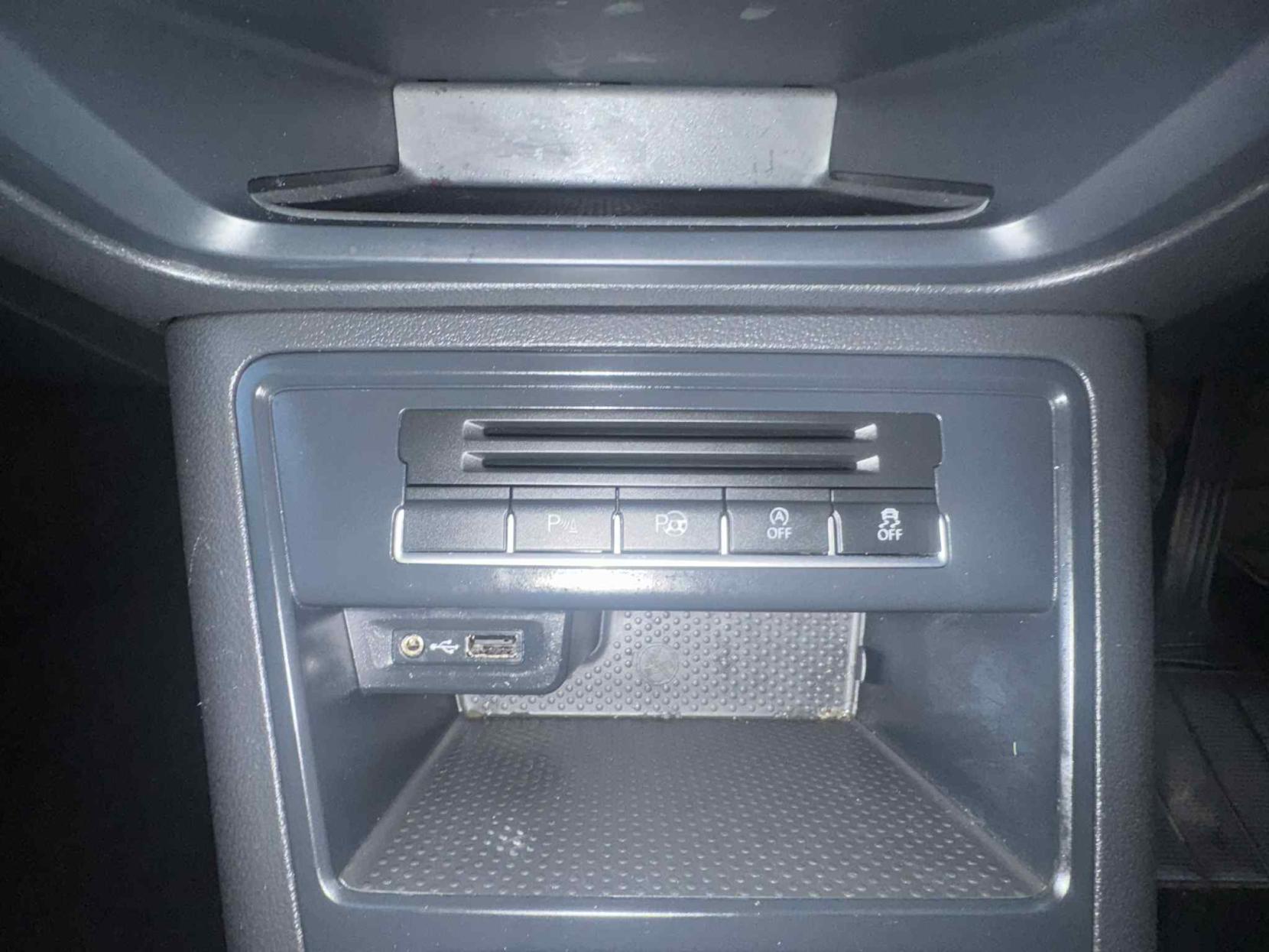 Volkswagen Tiguan 2.0 TDI BlueMotion Tech Match SUV 5dr Diesel Manual 4WD Euro 6 (s/s) (150 ps)