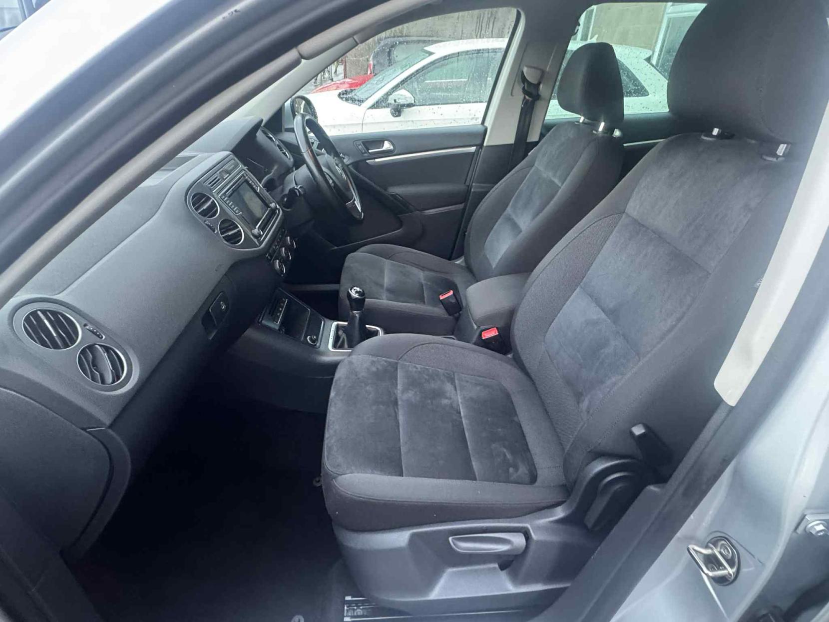 Volkswagen Tiguan 2.0 TDI BlueMotion Tech Match SUV 5dr Diesel Manual 4WD Euro 6 (s/s) (150 ps)