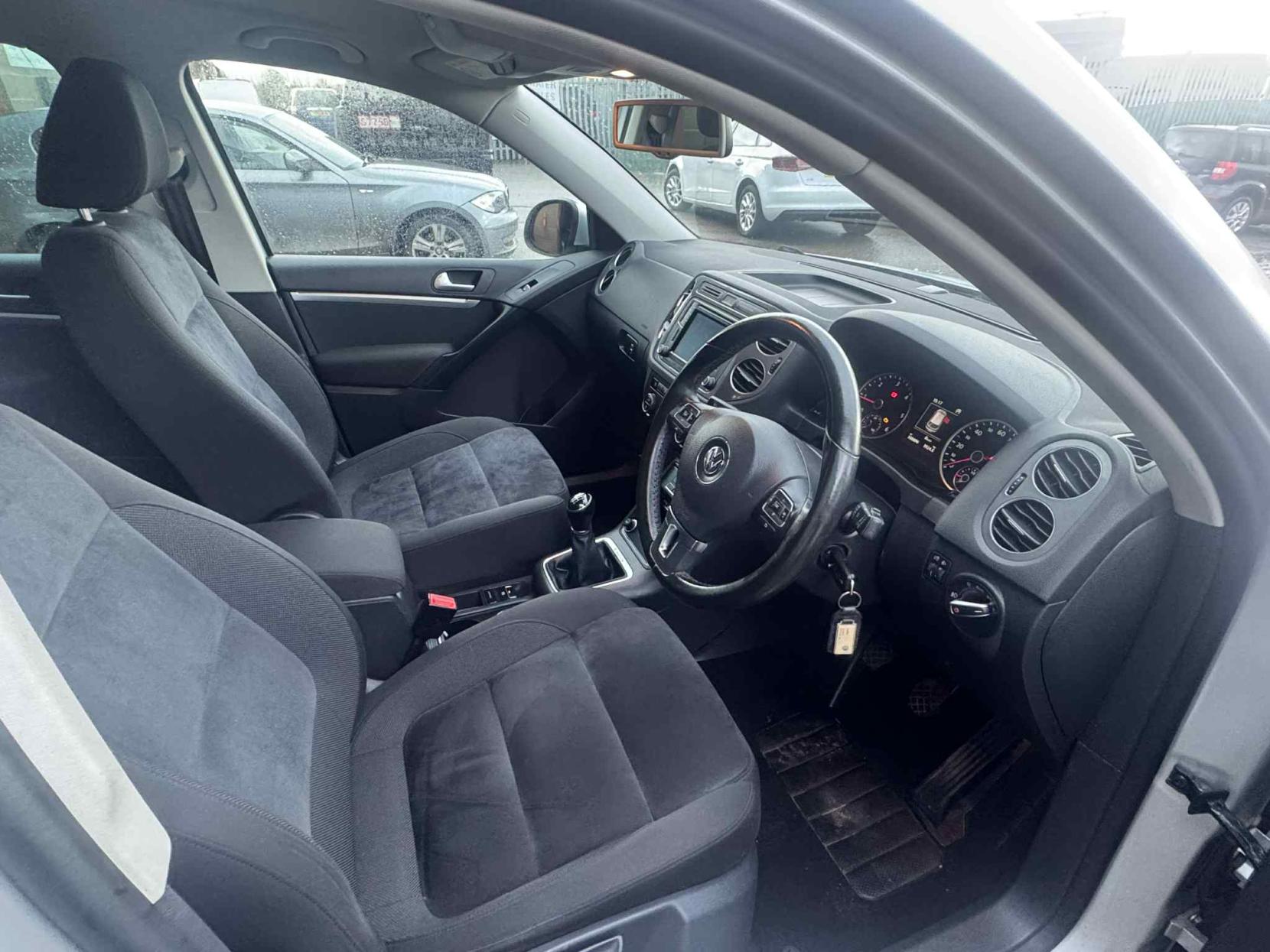 Volkswagen Tiguan 2.0 TDI BlueMotion Tech Match SUV 5dr Diesel Manual 4WD Euro 6 (s/s) (150 ps)