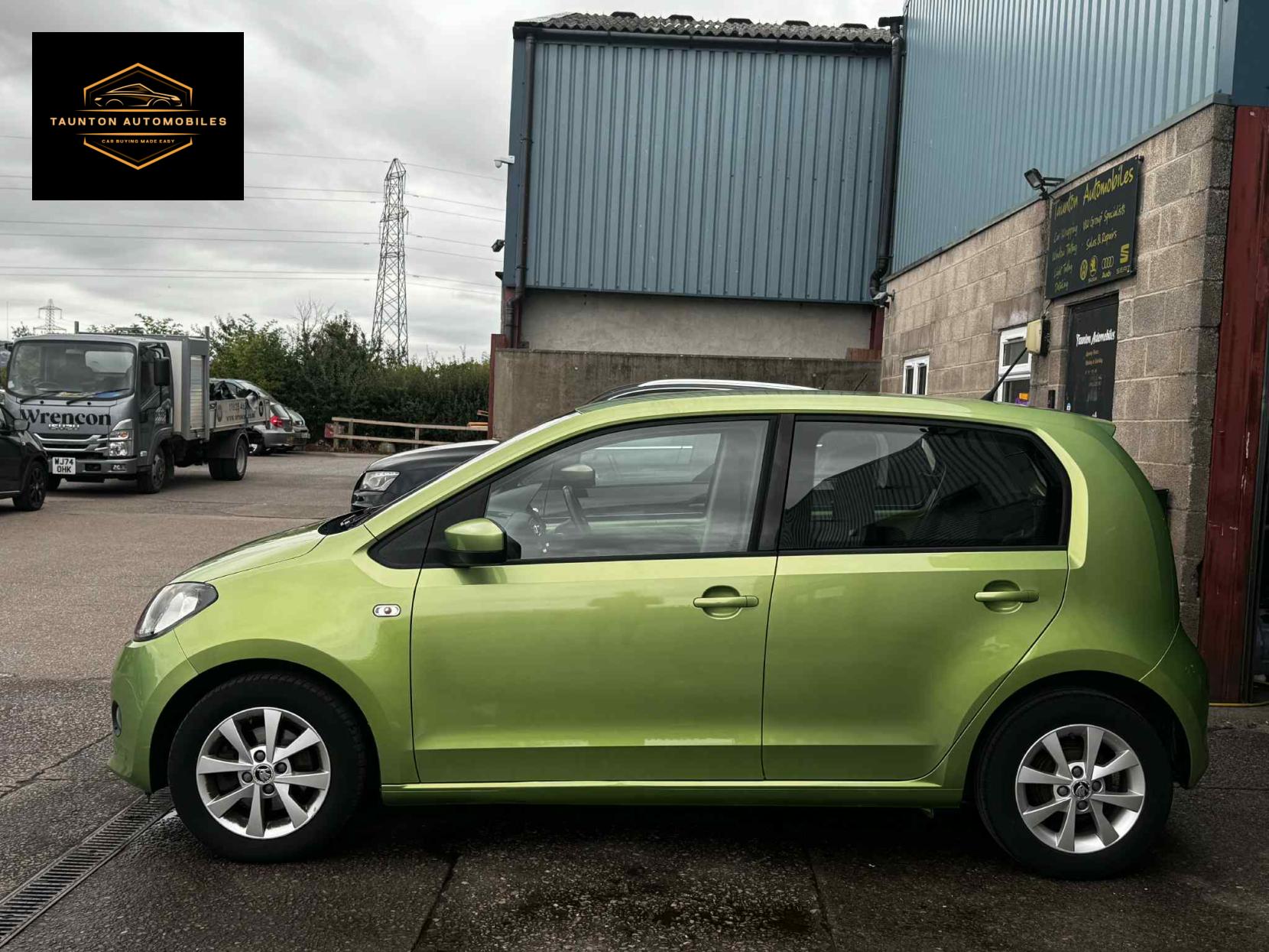 Skoda Citigo 1.0 MPI GreenTech Elegance Hatchback 5dr Petrol Manual Euro 5 (s/s) (75 ps)