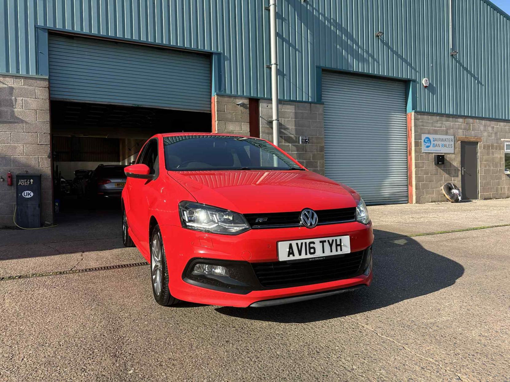Volkswagen Polo 1.0 TSI BlueMotion Tech R-Line Hatchback 3dr Petrol Manual Euro 6 (s/s) (110 bhp)