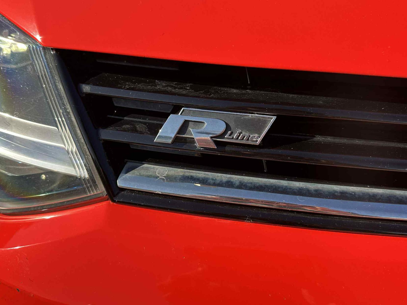 Volkswagen Polo 1.0 TSI BlueMotion Tech R-Line Hatchback 3dr Petrol Manual Euro 6 (s/s) (110 bhp)