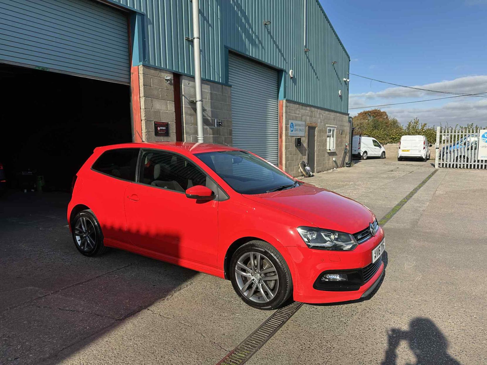 Volkswagen Polo 1.0 TSI BlueMotion Tech R-Line Hatchback 3dr Petrol Manual Euro 6 (s/s) (110 bhp)