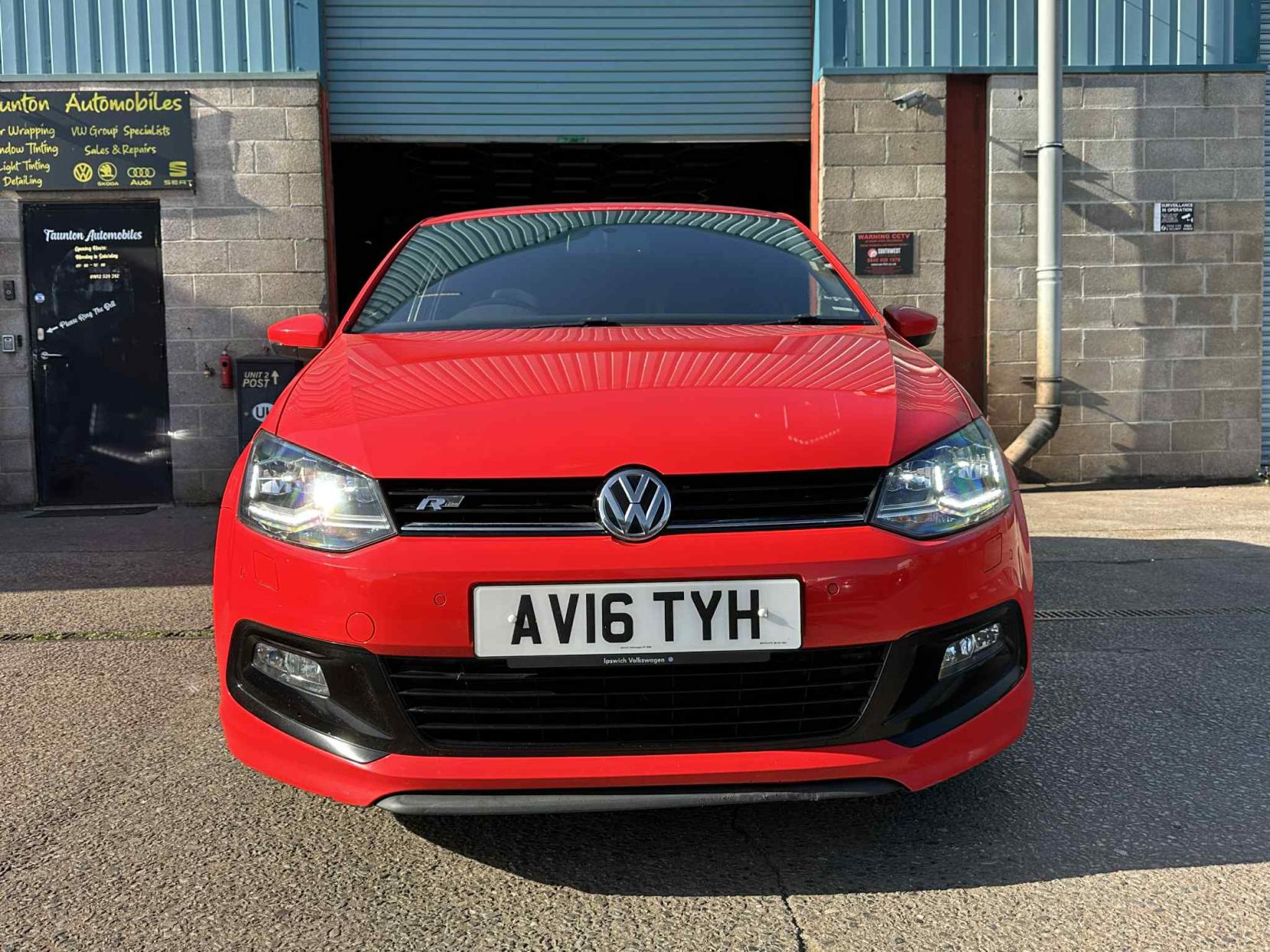 Volkswagen Polo 1.0 TSI BlueMotion Tech R-Line Hatchback 3dr Petrol Manual Euro 6 (s/s) (110 bhp)