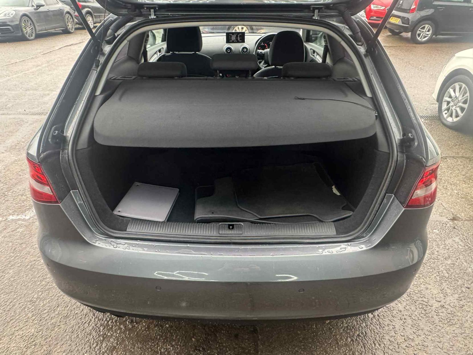 Audi A3 2.0 TDI SE Technik Hatchback 3dr Diesel Manual Euro 6 (s/s) (150 ps)