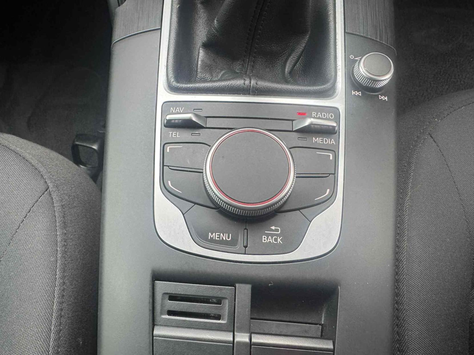 Audi A3 2.0 TDI SE Technik Hatchback 3dr Diesel Manual Euro 6 (s/s) (150 ps)