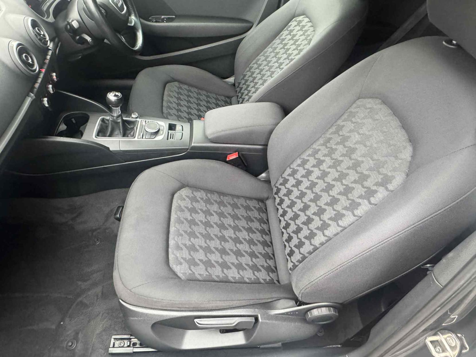 Audi A3 2.0 TDI SE Technik Hatchback 3dr Diesel Manual Euro 6 (s/s) (150 ps)